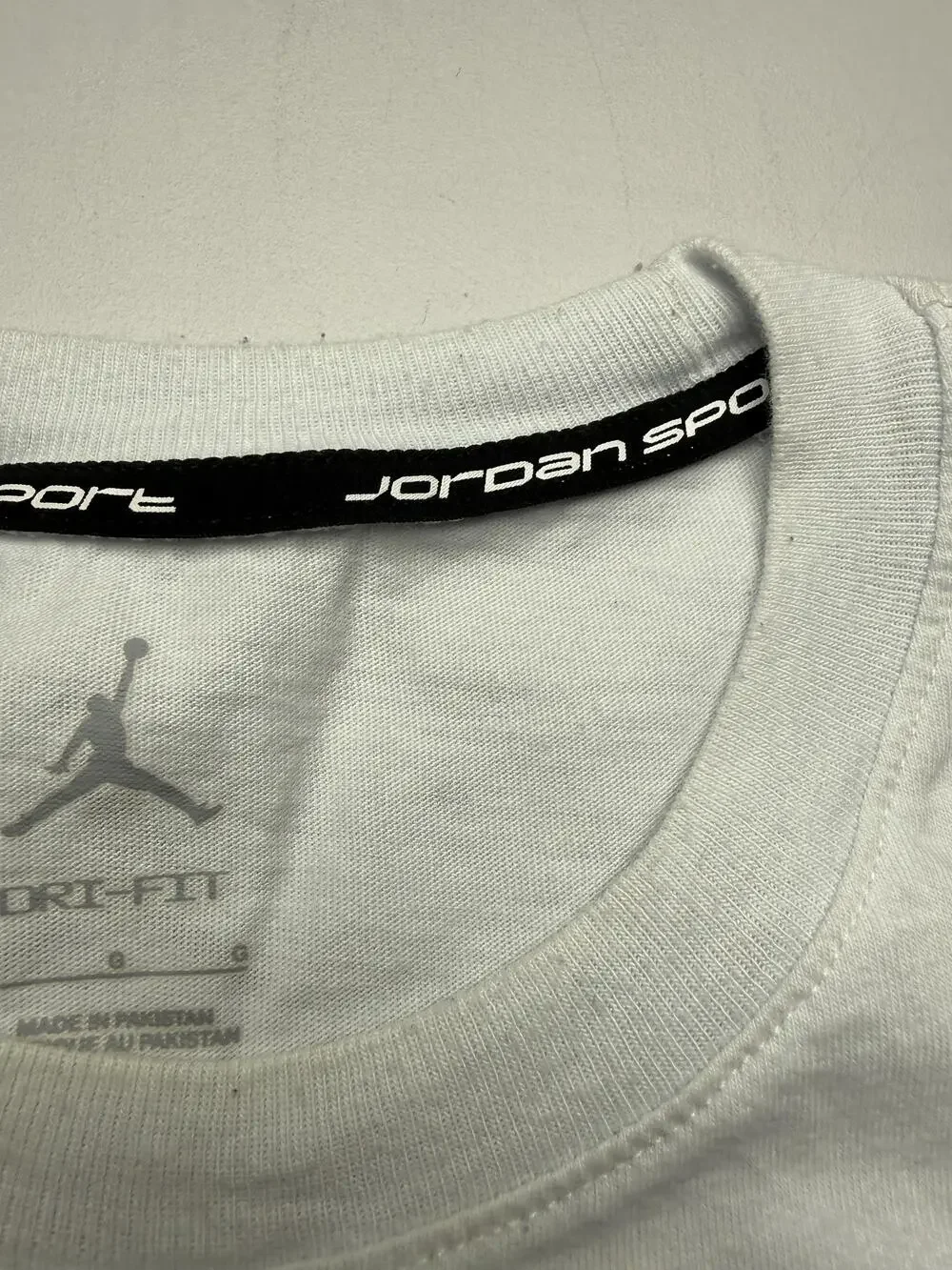 Jordan Shirt Mens Large White Dri-Fit Face Graphic Tee Basketball Airbrush